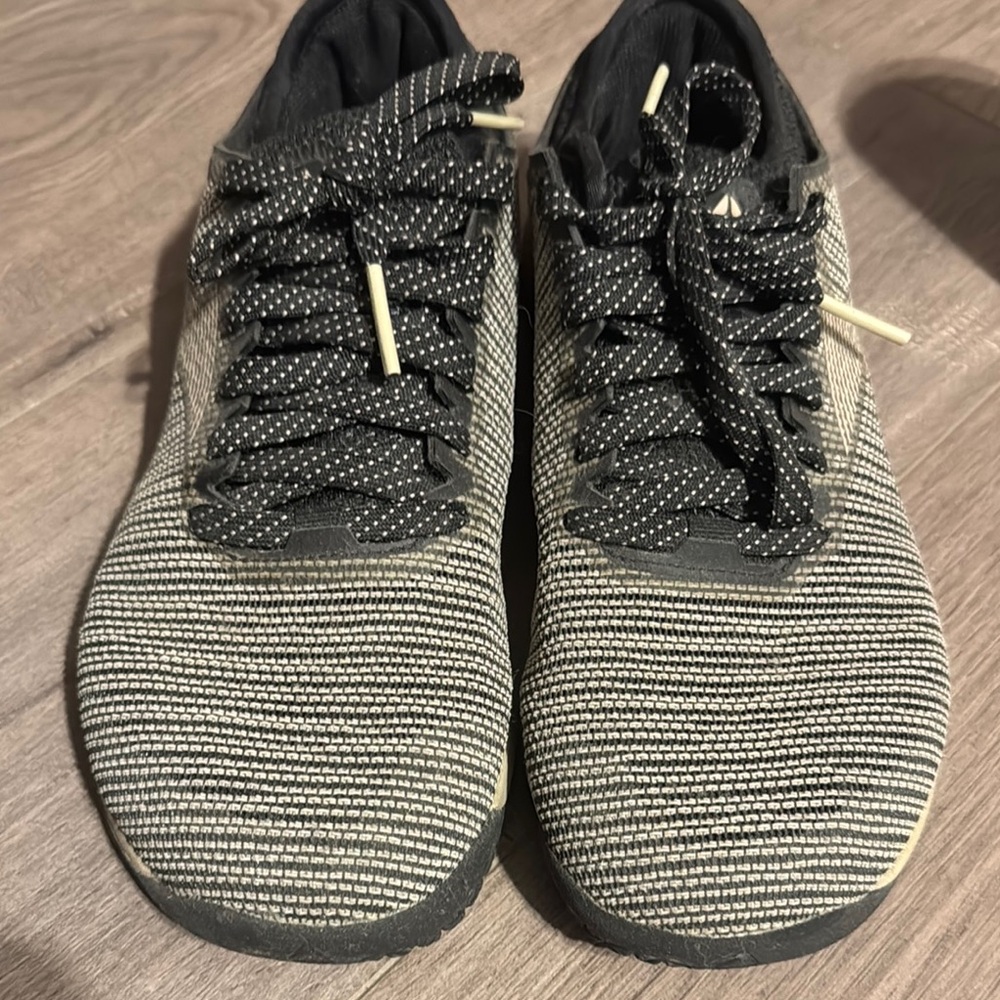 Reebok Black and Gray Sneakers for Everyday Comfort